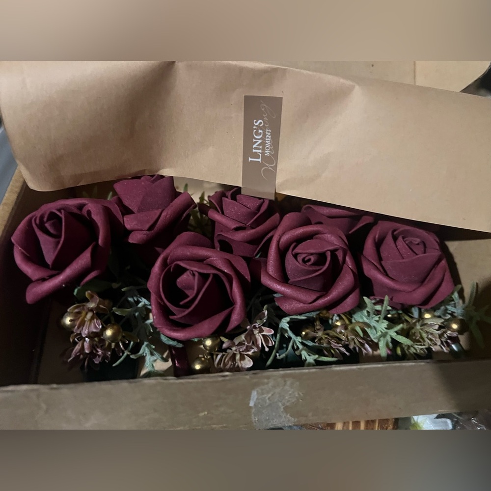 Lings moments 8 Marsala BOUTONNIERES IN ROMANTIC MARSALA